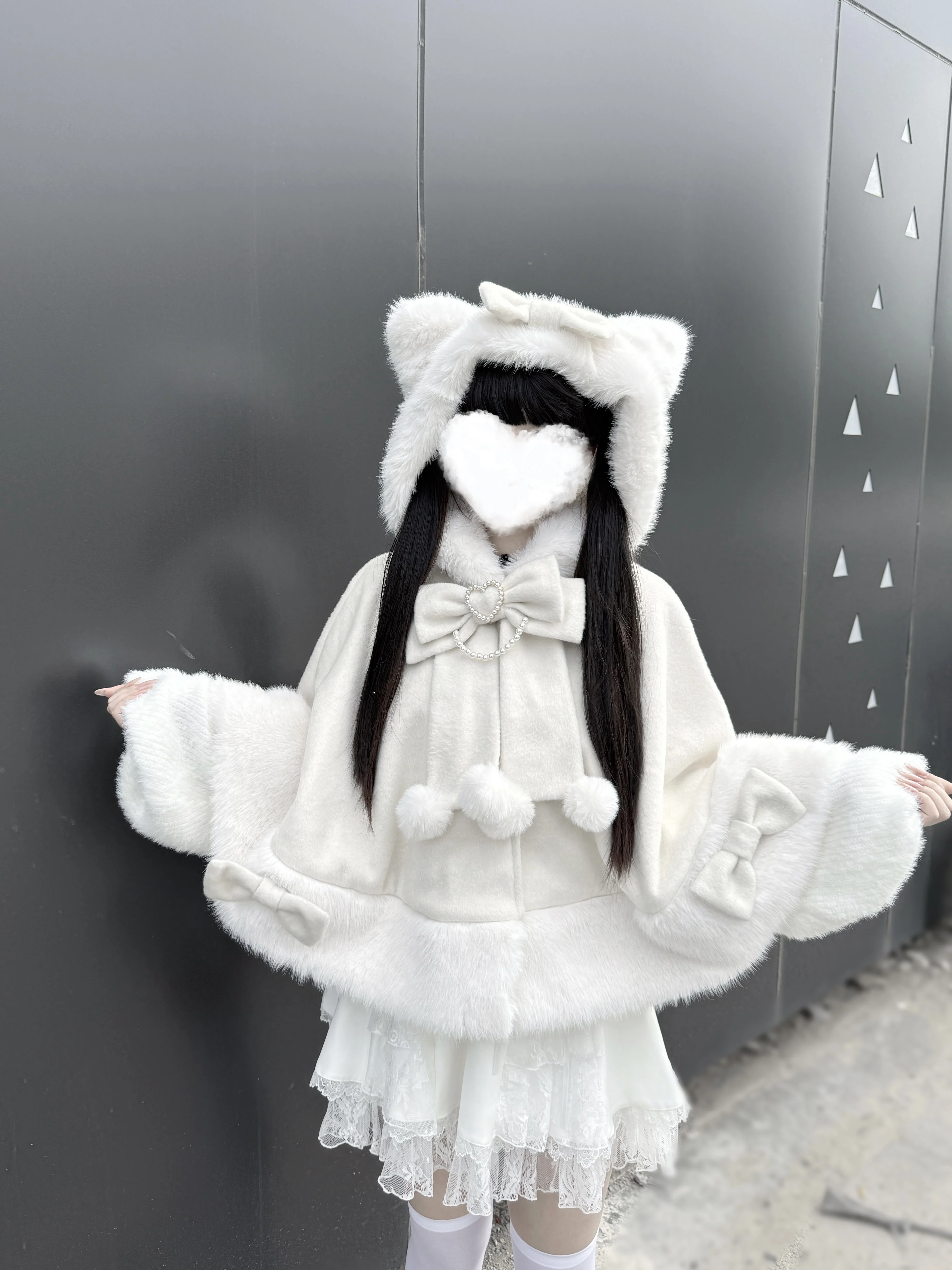 Subculture Mass-Produced Mine Black Hooded Cloak Winter New Girls Sweet Cool Cute Bow Short Jacket Y2K Plush Thickened Ponchos