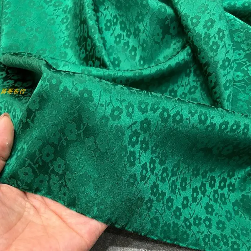 Green 25 Momme Stretch Silk Jacquard Fabric Silky Wipe Spring and Summer Silk Shirt Dress Clothing Fabric