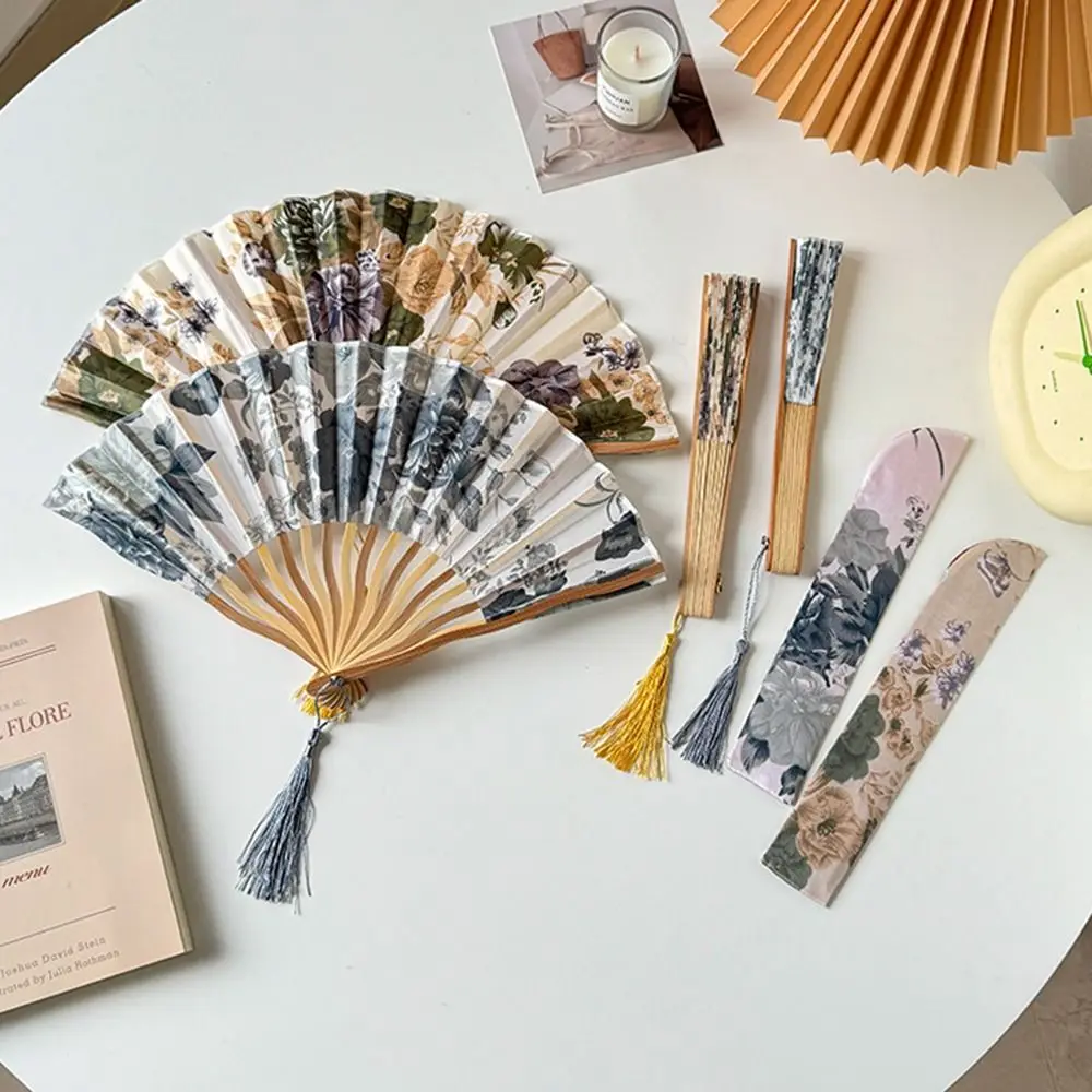 Performance Chinese Style Silk Folding Fan Classical Flower Handheld Fan Photo Prop Elegant Tassel Folding Fan Girl Gift