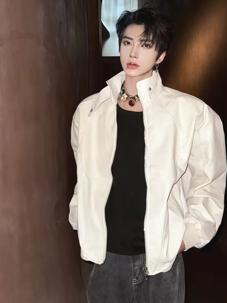 White Short Padded Shoulder Men's Jacket Stylish Shape Motorcycle PU Leather Jacket Street Style Male Model Outfit Autumn Winter