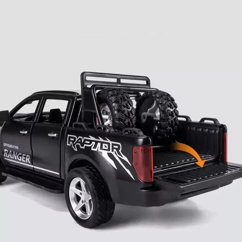 1:32 Ford Raptor F350 Pickup modello di auto in lega pressofuso in metallo fuoristrada modello di auto simulazione suono e luce giocattoli per bambini regalo