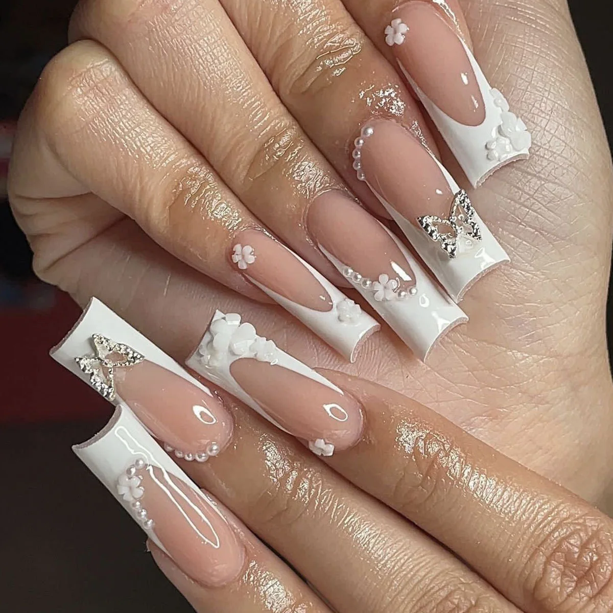 24 قطعة الوردي الفرنسي منتصف طول مربع رئيس اضغط على الأظافر كاذبة الماس وهمية مسمار القوس يمكن ارتداؤها غطاء كامل مسمار نصائح