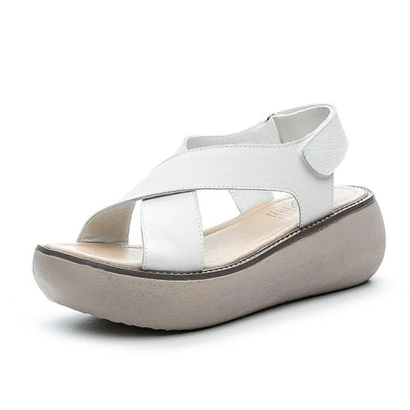 

Fashion Summer Vintage Genuine Leather Flat Platform Sandals Women Hook And Loop Cross Strap Flat Outdoors Sandals size 34-40