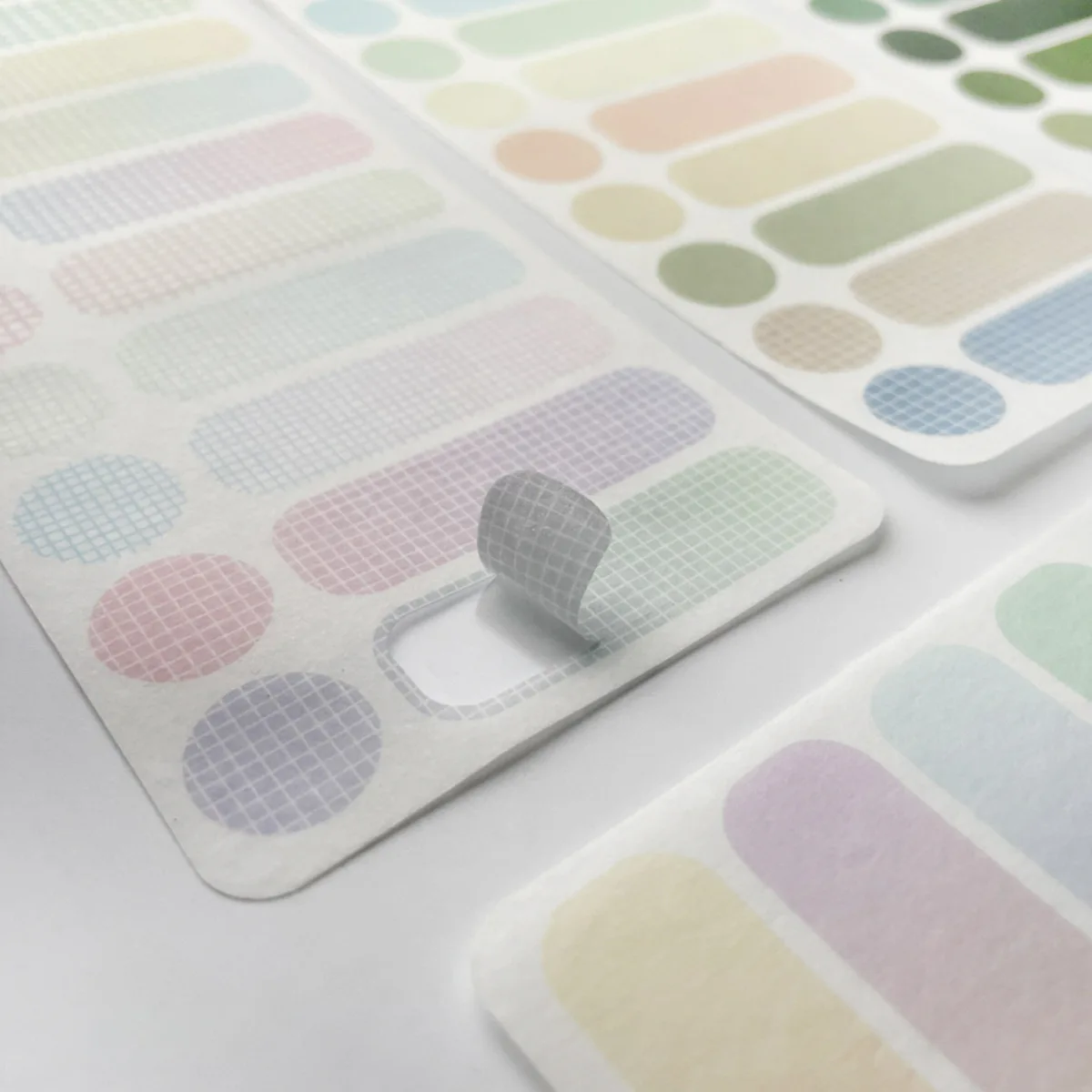 

Базовые наклейки-этикетки васи: однотонные, с простым сетчатым дизайном, съемные, для заметок, планировщиков, дневников и поделок своими руками