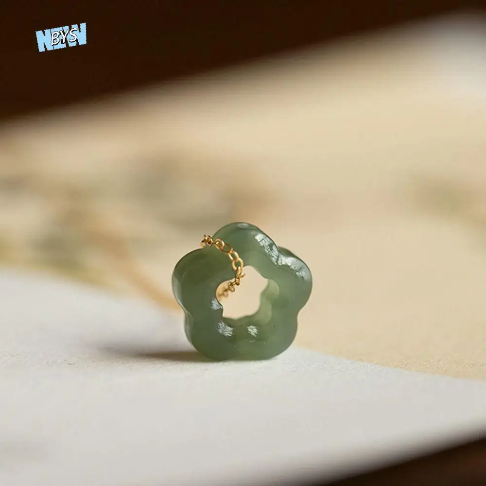 

Elegant Hollow Carved Flower Shaped Pendant Necklace Neckchain Chinese Style Jade Necklace Choker Charms Women