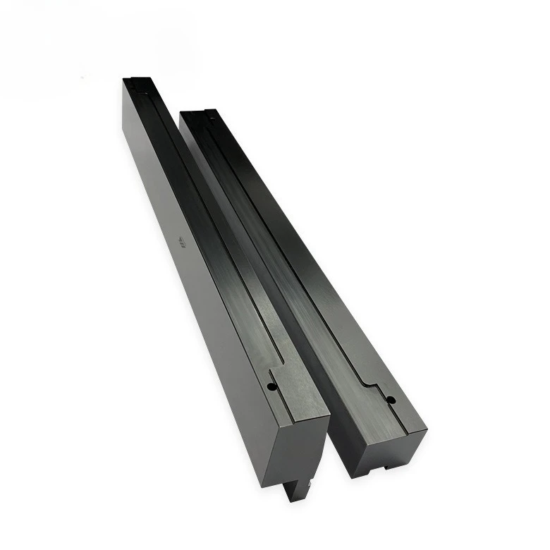 

Chuanpin's Dongguan numerical control, Jin Fangyuan, Yawei bending machine mold upper and lower mold combined pressing steps