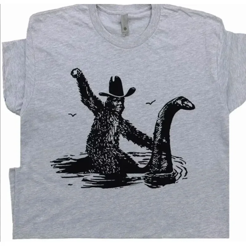 

FunnyBigfootShirt,LochNessMonsterTee, винтажный bigfootcowboygraphicteотносительные Короткие рукава