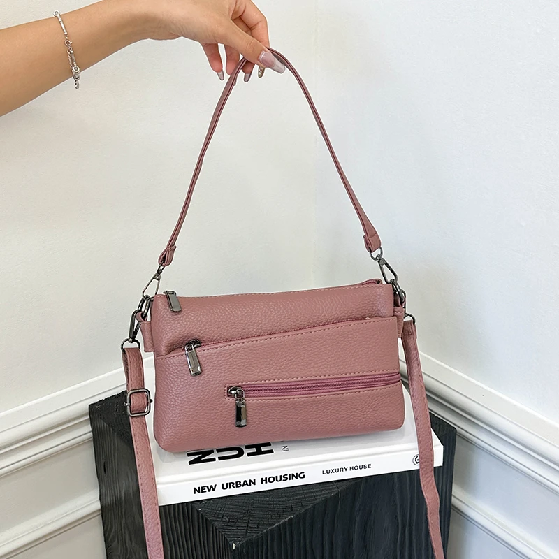 

Casual Stylish Messenger Tote Bag For Women Featuring Large Capacity And Trendy Leather Design