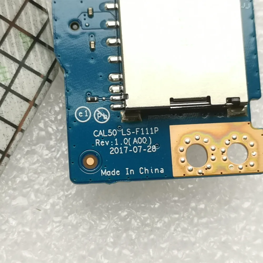 Y Store New Original For DELL Inspiron 5570 5575 Laptop USB Board LS-F111P 0VM6W3 VM6W3 CN-0VM6W3 Fast Ship