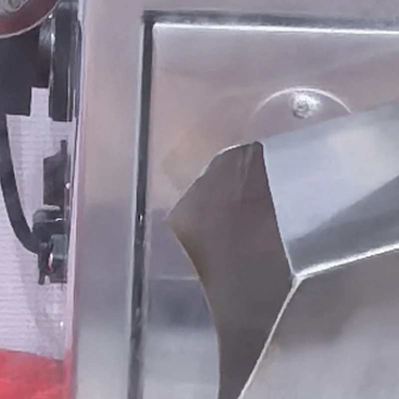 

Коммерческий льдогенератор, производительность 440 фунтов/24 часа, емкость для хранения 330 фунтов, из нержавеющей стали, в комплекте шланги и совок для льда