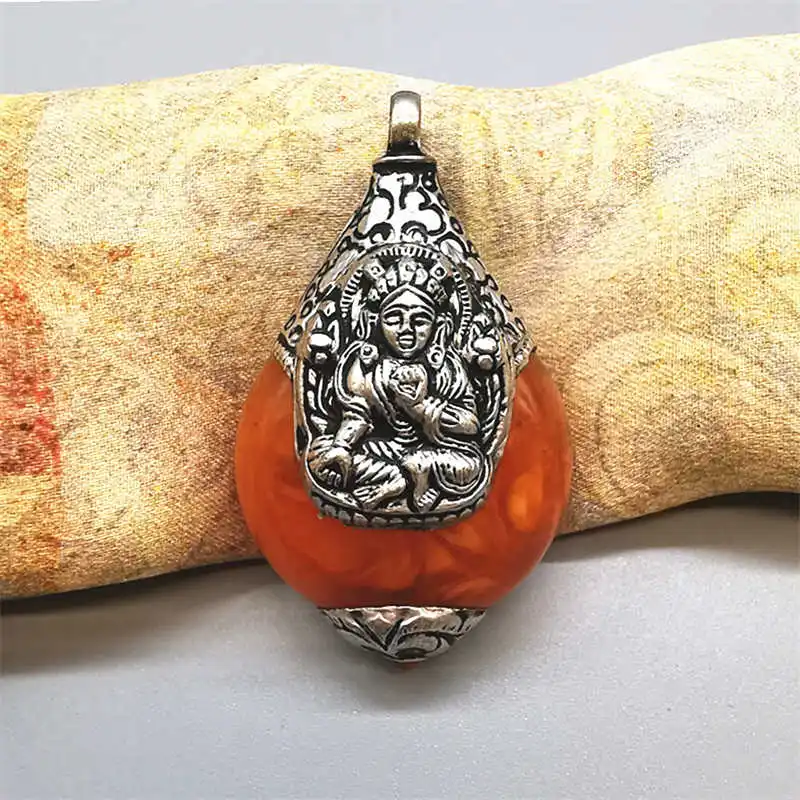 Buddha Double Sides Amber Pendants Nepal Vintage Jewelry TBP201