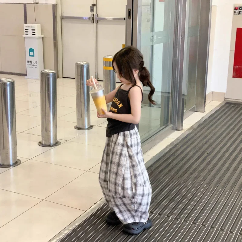 

Korean children's clothing2026Girls' Summer Asymmetrical Pointed Hem Camisole Casual Wide-Leg Plaid Pants Set