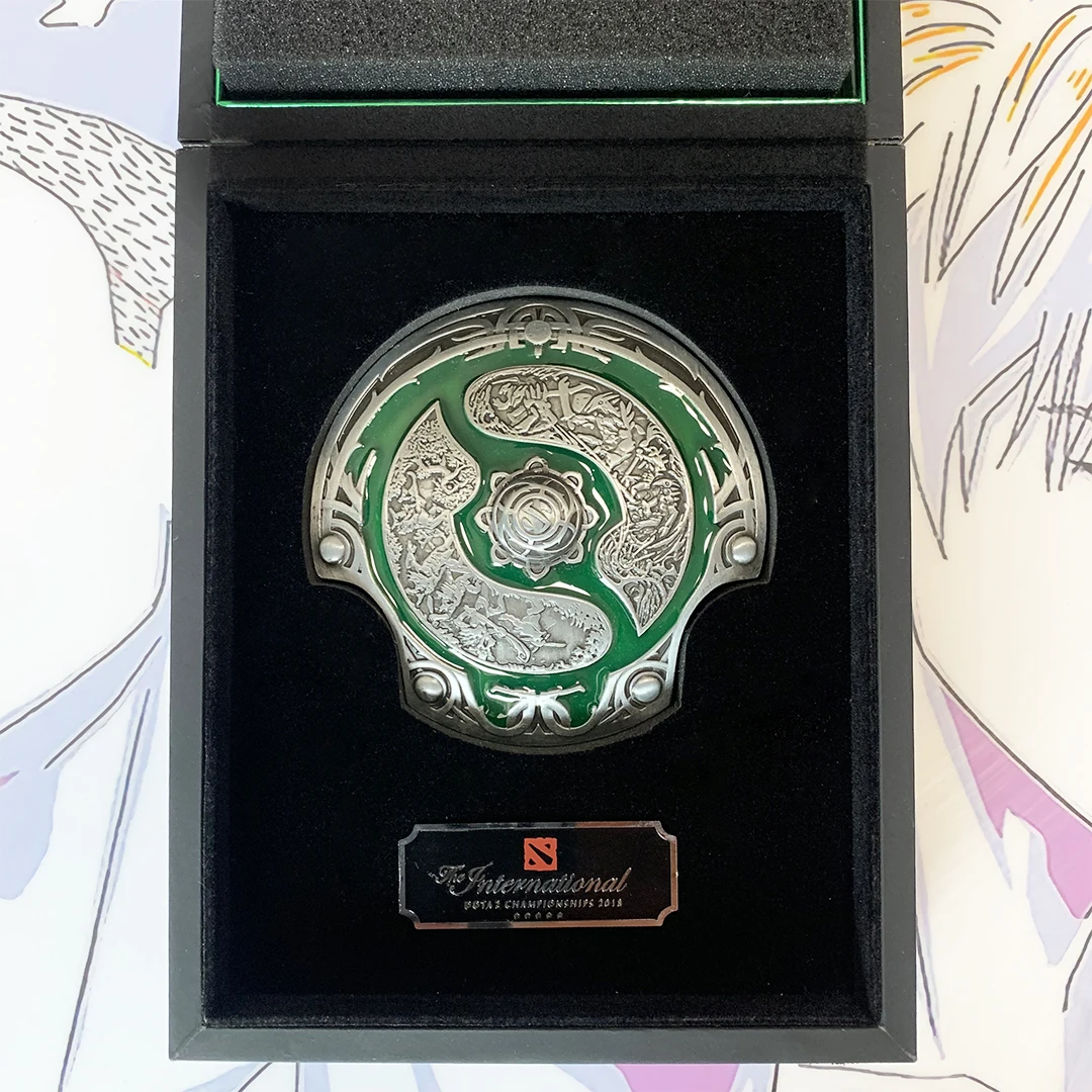 DOTA 2 Action Figure Game Keychain Immortal Champion Shield Roshan