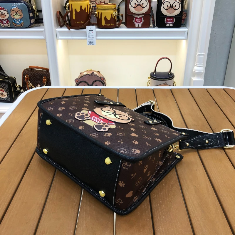 CREAM BEAR The Tote Bag Work Handbag Cartoon Cute Fashion Casual Commuter One Shoulder Bag Crossbody Bag for Women Trend 2024