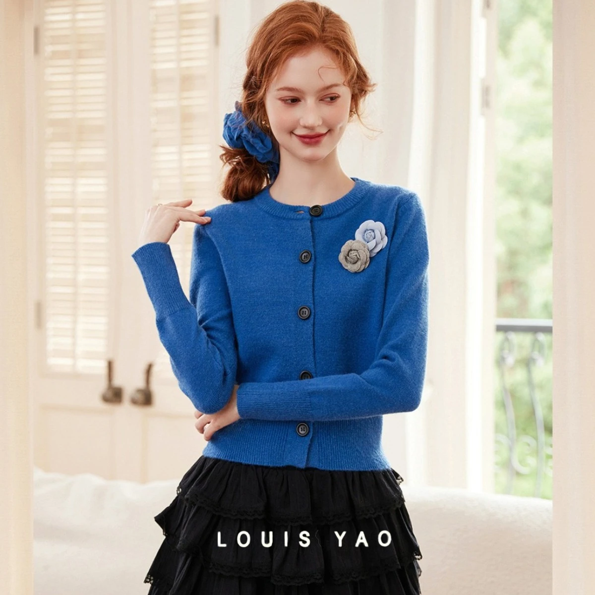 

LOUIS YAO Elegant Detachable Flower Knitted Cardigan 2025 Autumn Tops Round Neck Micro Elastic Women's Knitted Sweater