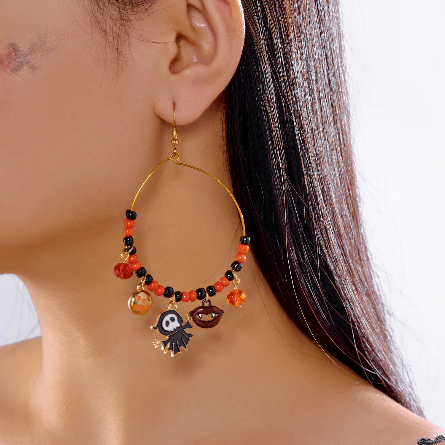 Design Sense Halloween-Kürbis-Katzen-Ohrringe für Frauen, übertriebene Reisperlen, großer Kreis, Creolen, festlicher Party-Schmuck – Detail 7