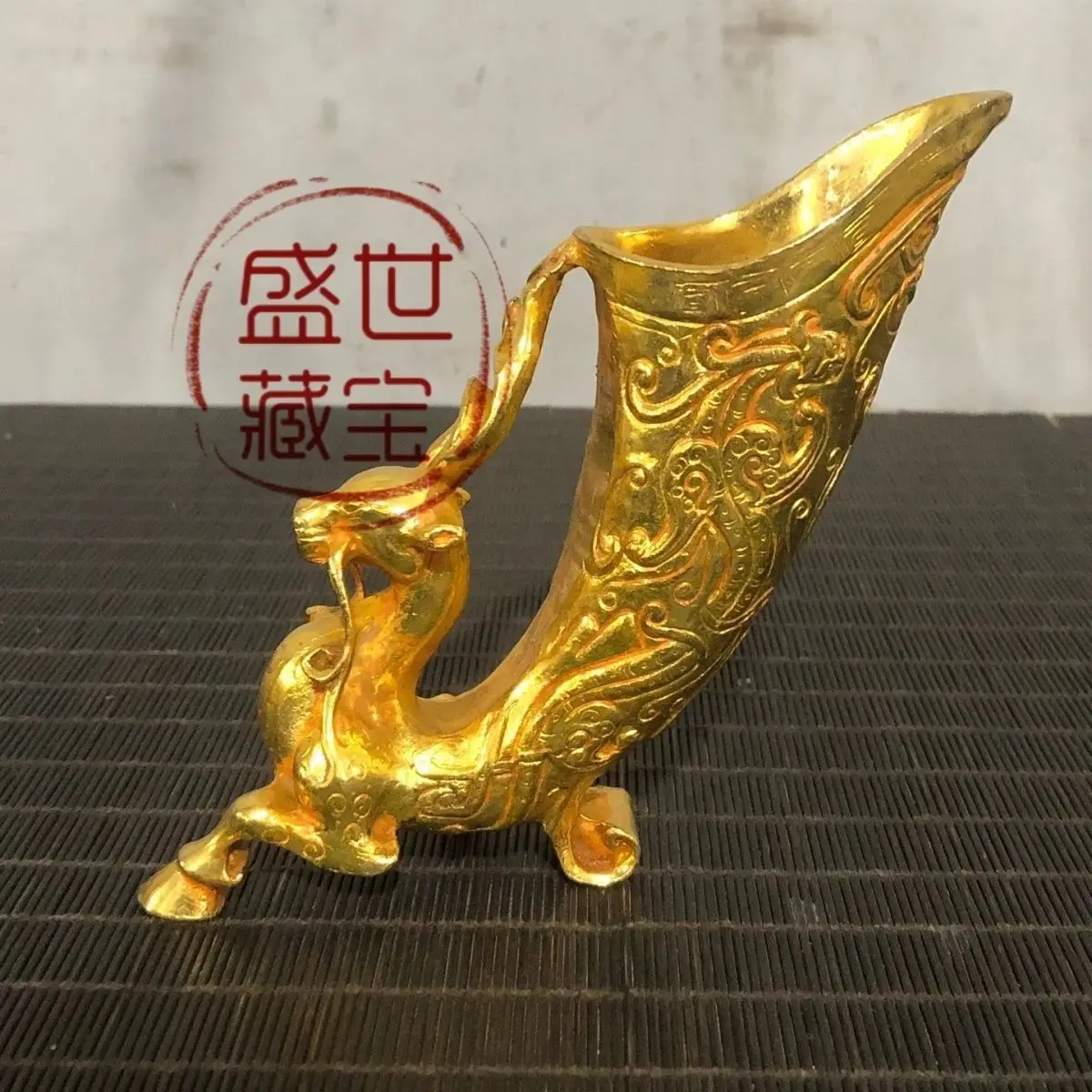 Chinese auspicious beast wine cup Ornament Decoration Tea Pet Figurines Desk Decor Accessories