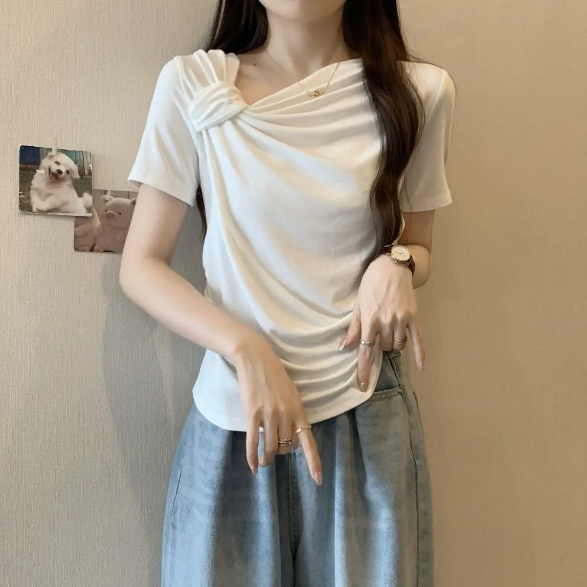 White Asymmetrical Knot Detail T-Shirt Women Loose Fit Short Sleeve Casual Top Summer Fashion Basic Tee