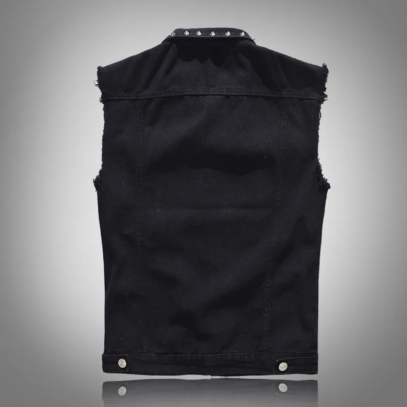 Gilet da uomo alla moda primavera, estate e autunno nero di grandi dimensioni Locomotiva Commercio estero Gilet con rivetti Versione coreana Gilet sottile