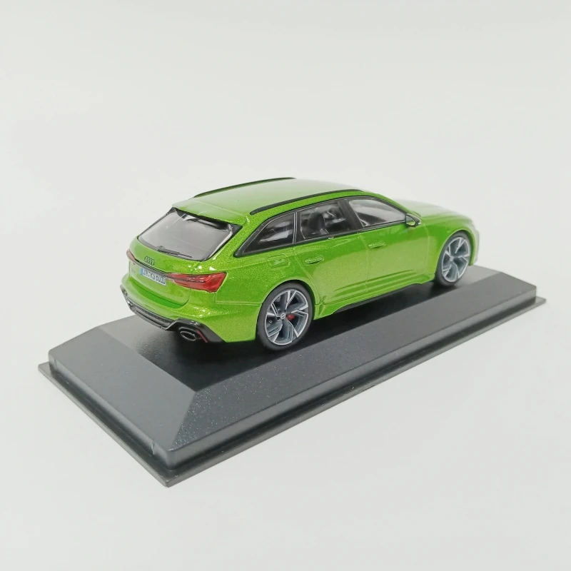 Diecast Model Car Minichamps 1/43 AUDI RS6 Avant Model Car Alloy AUDI Collectible Toy Simulation Gift Souvenir Original Box