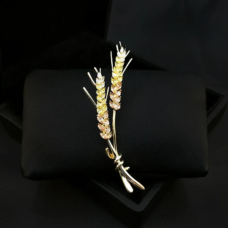 

High-End Wheat Grass Brooch Women Luxury Suit Accessories All-Match Stylish Neckline Plant Pins Fixed Clothes Jewelry Gifts 3586