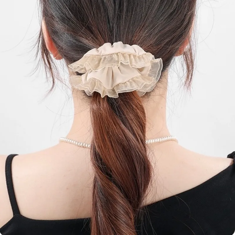High-Quality Lace-Trimmed Soft Hair Tie - A Women'S Hair Accessory For Creating Fluffy Buns And Ponytails