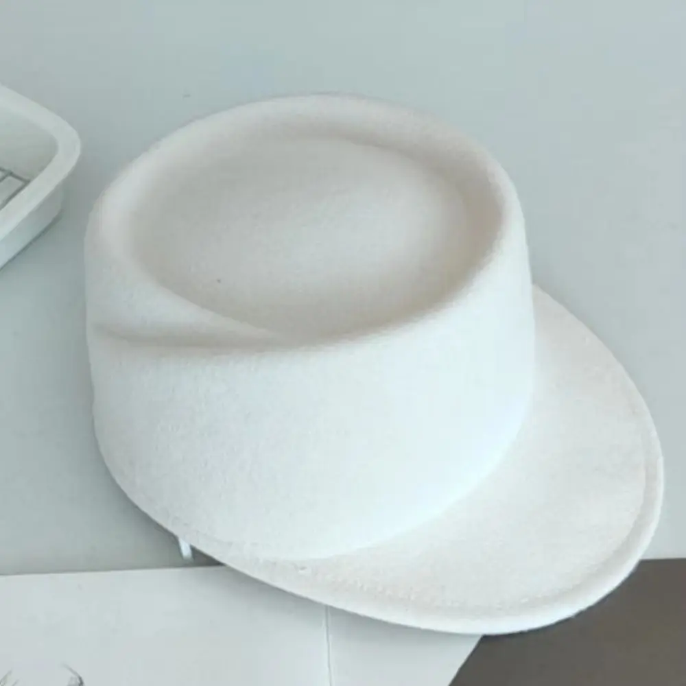 Vintage British Style Wool Equestrian Hat Retro Elegant Fedora Hat Solid Color Versatile Wool Topper Hat Live Show