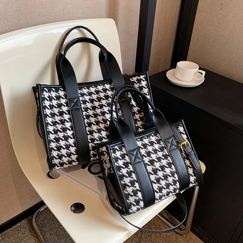 Winter New Fashion Trend Women Large Capacity Shoulder Bag Luxury Designer Travel Purses And Handbags Messenger Tote Bag Ladies