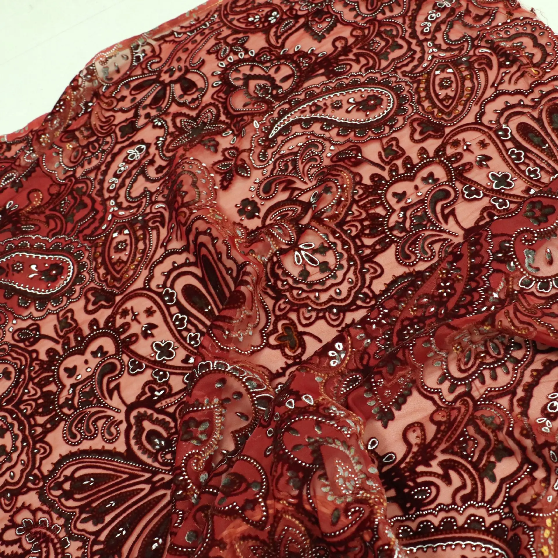 

Woven Burnt out Brocade Sticky Velvet Printed Burnt out Printed Velvet Fabric Nightdress Cheongsam High Quality
