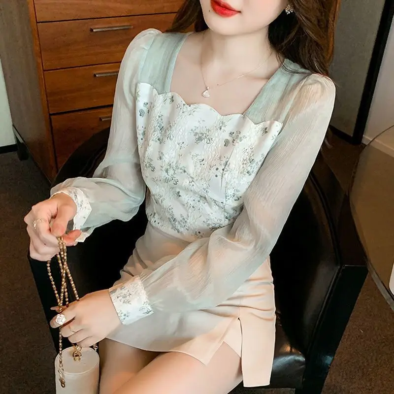 Lace Patchwork Chiffon Shirt for Women in Spring 2024 New Small Fresh Sweet Square Neck Chic Floral Top Small Shirt