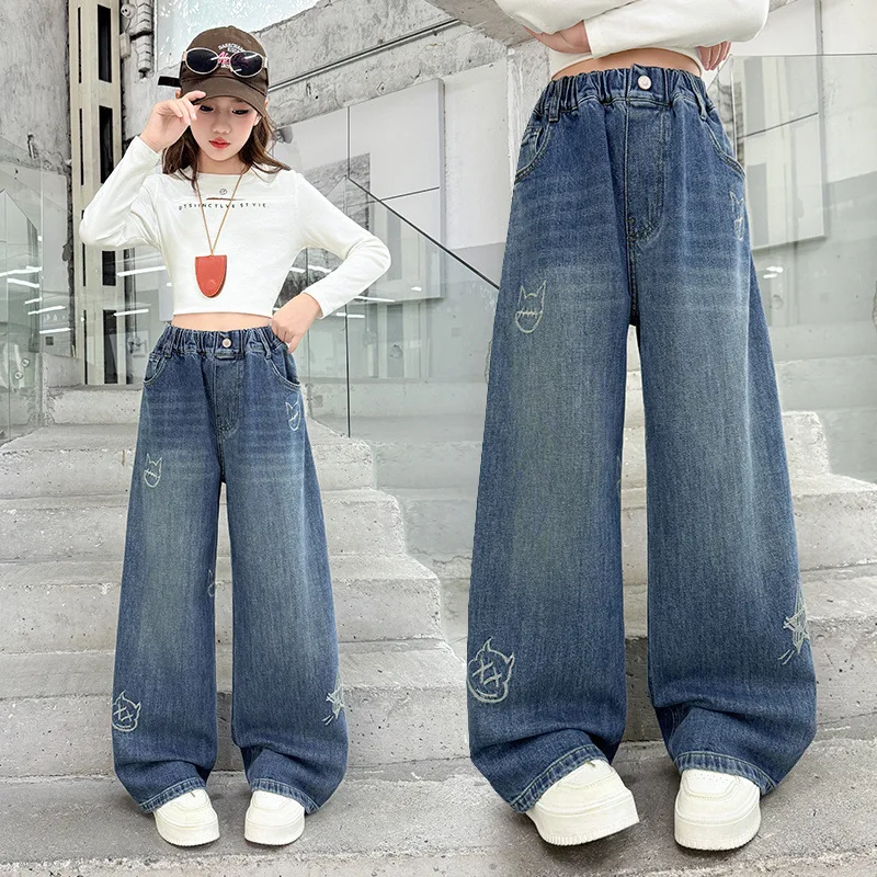 

Джинсы на весну и осень для девочек, новый стиль, модные широкие джинсовые штаны с вышивкой для детей-подростков, свободные прямые брюки для девочек