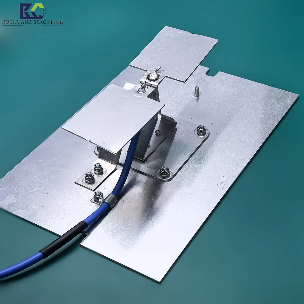 950Mhz-1100MHz bandwidth frequency flat panel antenna FPV/UAV defense directional RF antenna