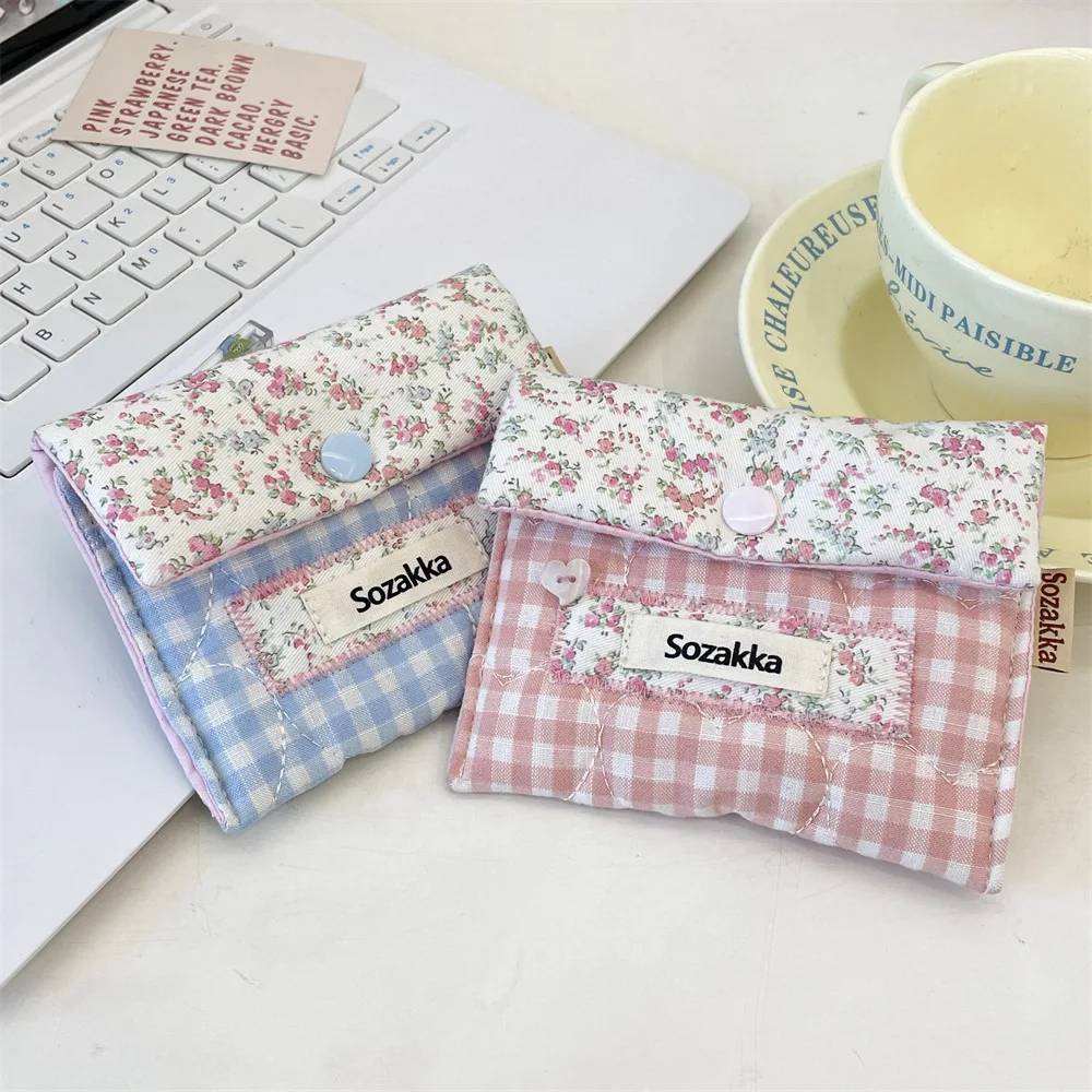 Cute Mini Cosmetic Bag Makeup Bag Sweet Grid Flower Pattern Purse Small Item Bag Cotton Cloth Sanitary Napkin Storage Bag
