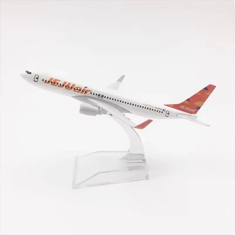 1/400 Scale Jeju Air B-737 Model Simulation Passenger Aircraft Alloy Collectible Commemorative B737 Aircraft