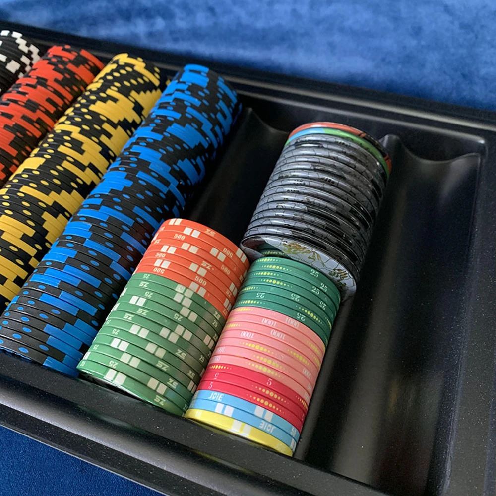 Black Poker Chip Storage Case, Jogo de cassino, Texas Hold-Up Tray, Acessórios para jogos de mesa, Possui 350 Pcs, 500 Pcs