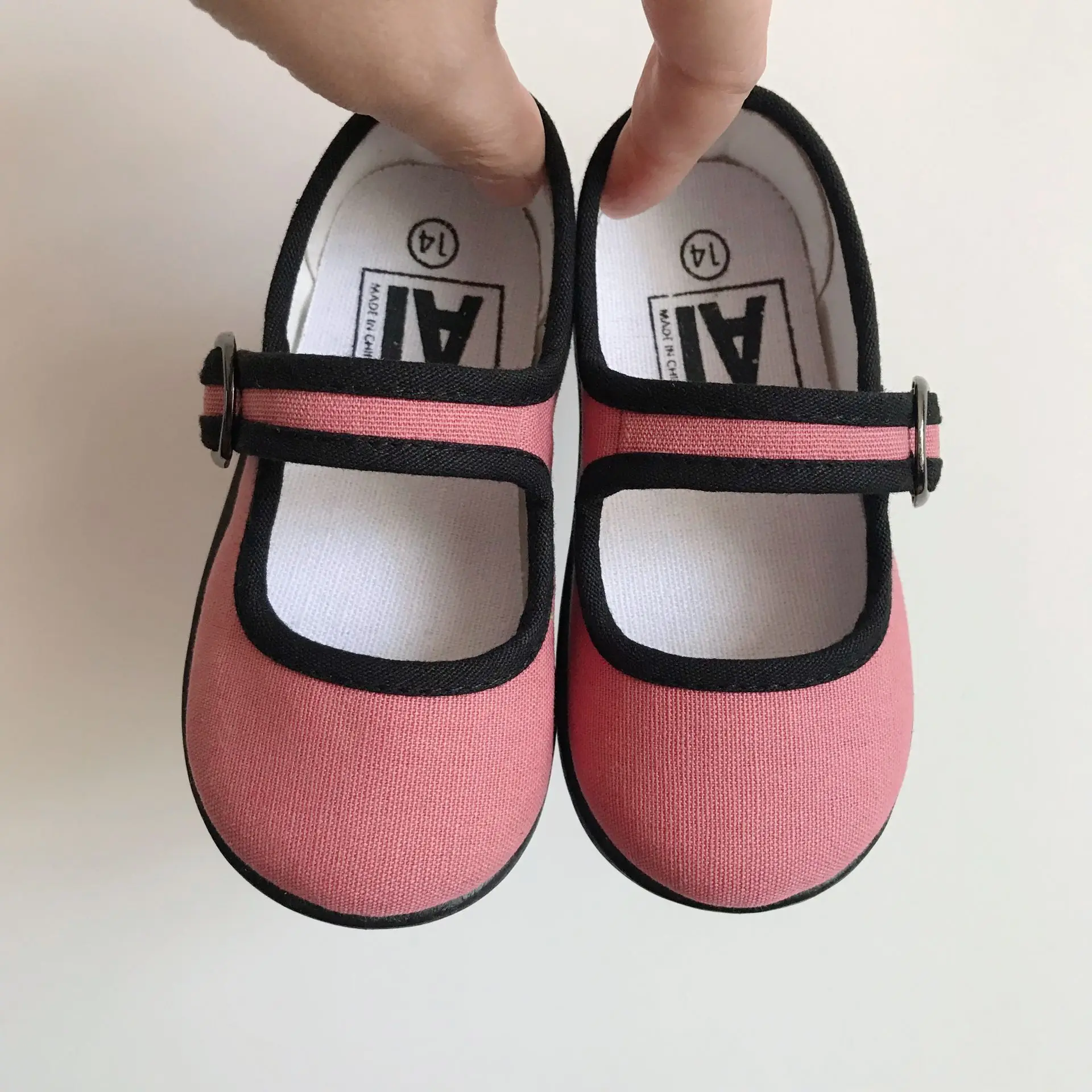 HoneyCherry Frühling Neue Mädchen Weichen Boden Slip-on Schuhe Kindergarten Indoor Quadratischen Mund Baby Leinwand Schuhe – Detail 11