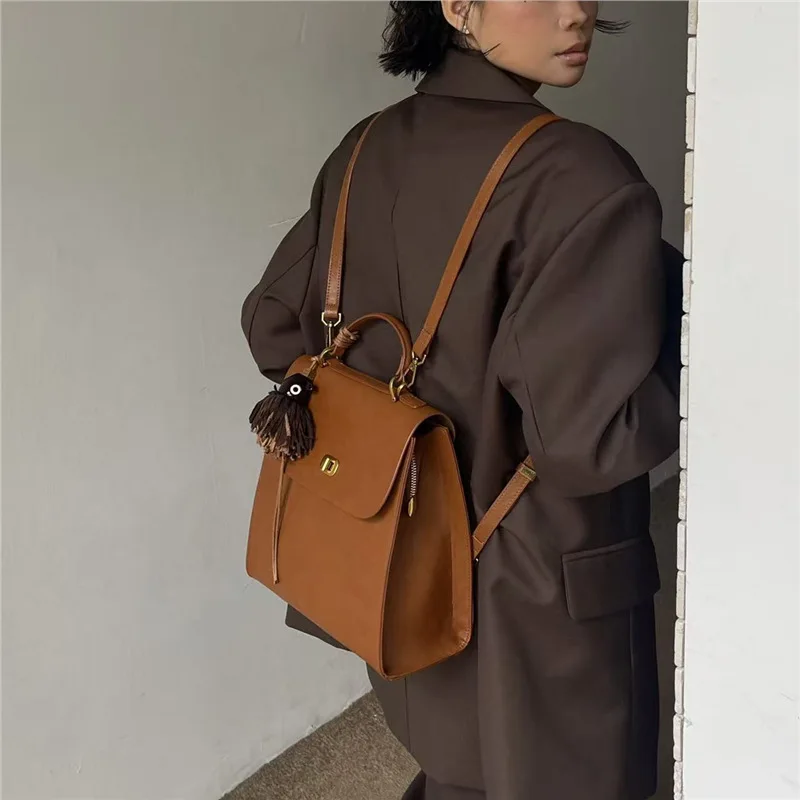 

2025 New Fashion British Style Retro Casual Backpack Drawstring Texture Small Backpack Versatile Large Capacity Backpack Tide