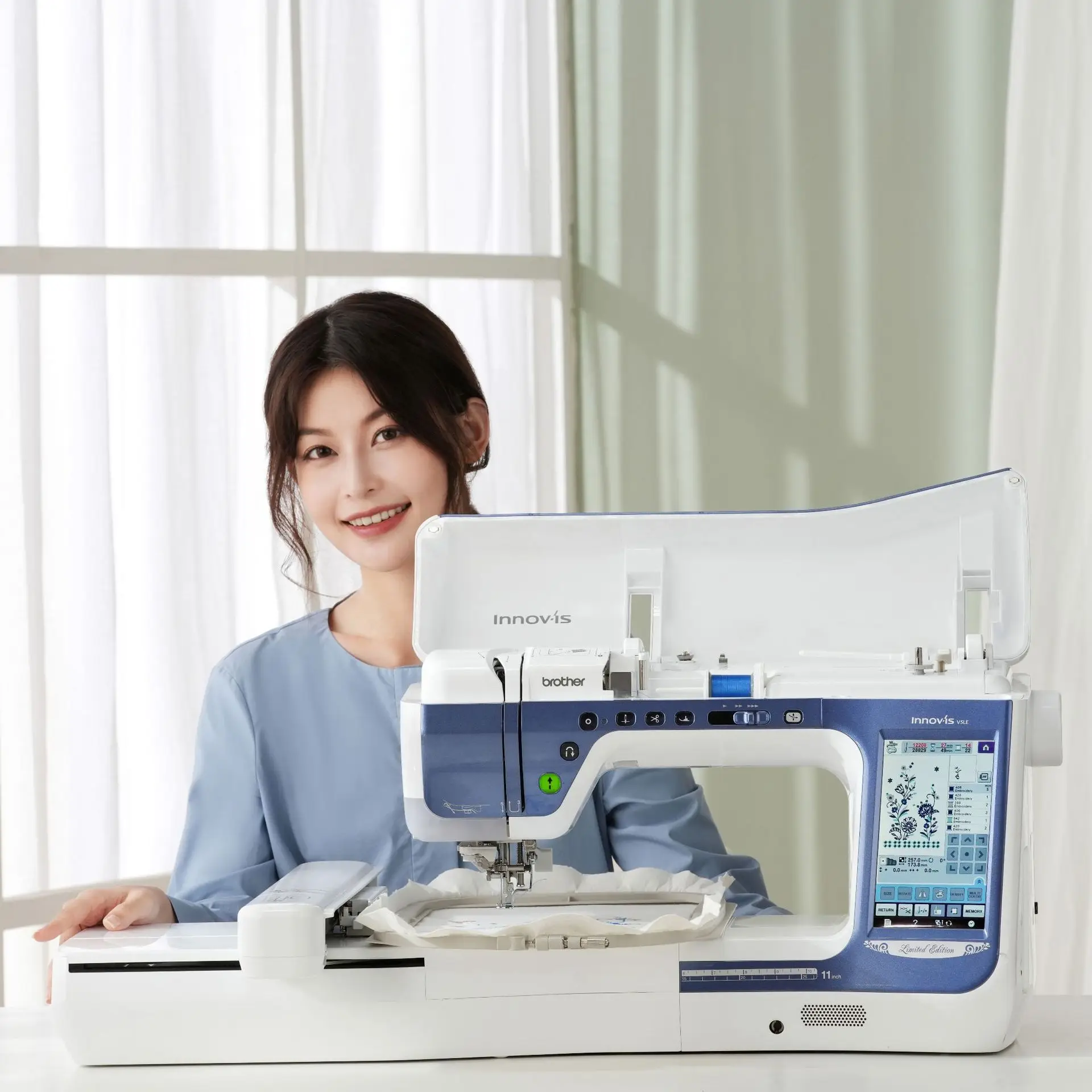 Brothers Brand V5LE high-end home small automatic embroidery sewing machine Embroidery 