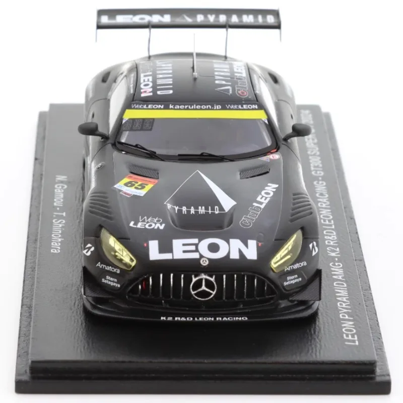 Spark 1/43 Mercedes-Benz AMG GT300 Super GT 2024 modelo de resina, uma decoração de coleção infantil, um presente de feriado para amigos.