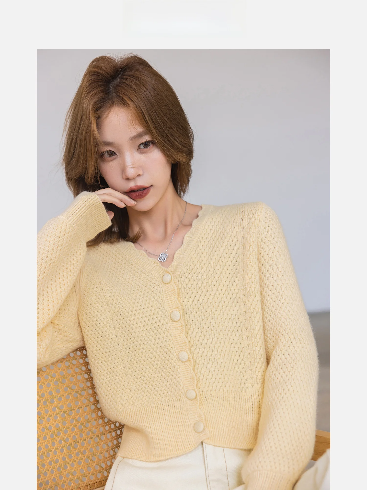 

Свободный женский желтый вязаный свитер с v-образным вырезом, весна-осень, новый открытый кардиган, ажурный сладкий топ