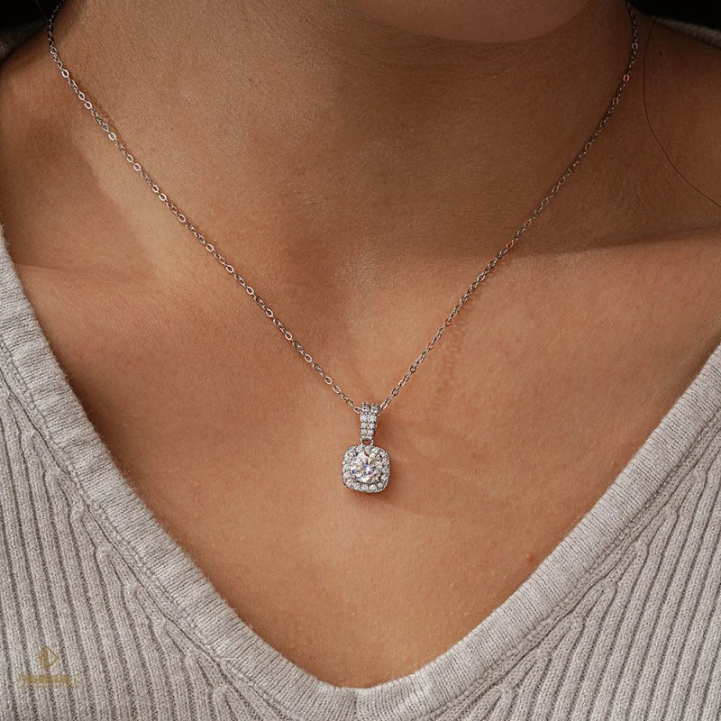 Real Moissanite Pendant Necklace for Women 925 Sterling Silver Luxury Sparkling Diamond Gift for Girlfriend Fine Jewelry