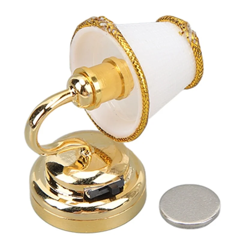 Lampu Dinding Miniatur Rumah Boneka Lampu Dinding Rumah Boneka LED Hangat Mini Logam Lampu Dinding untuk Dekorasi Rumah Boneka 1/12