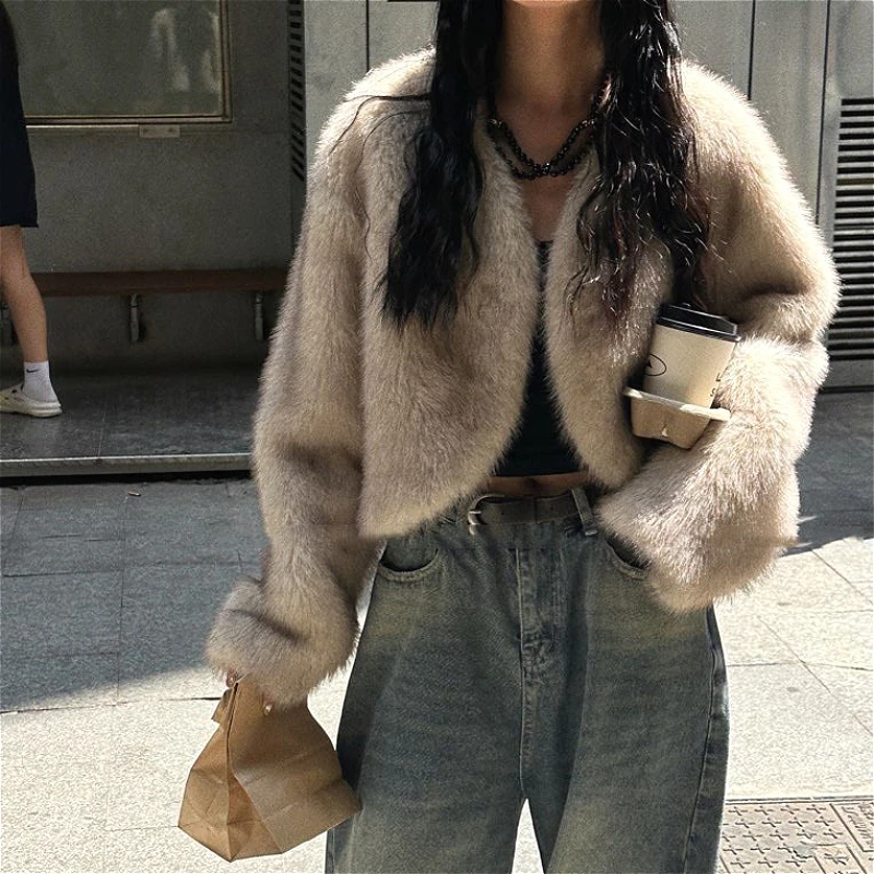 Faux Fox Fur Women Coats Solid Short Jackets Long Sleeve Round Neck Open Stitch Thick Slim Fit Elegant Casual 2026 Autumn Winter