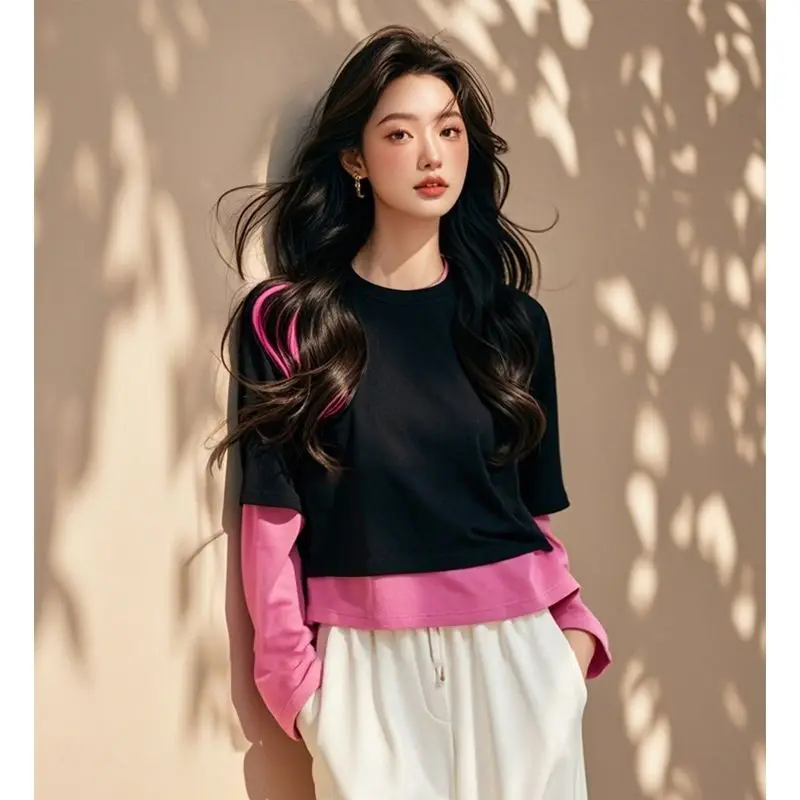 

2025 Autumn and Winter Chic Contrast Color Fake Two-Piece Bottoming Shirt Women's Short Black and Pink Spliced Long Sleeve Top