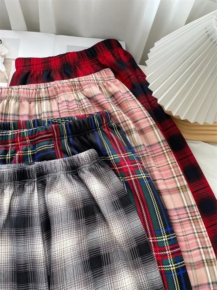 Mode Warme Plüsch Hosen Kaschmir Dicken Plaid Damen Winter Beiläufige Lose breitbeinig Hosen Koreanische Streetwear Studenten – Detail 3