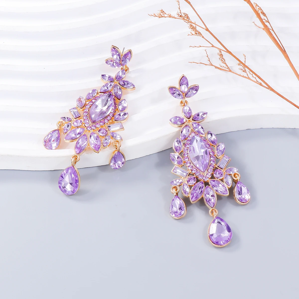 Fashion Rhinestone Statement Drop Dangle Earrings Large Colorful Crystal Chandelier Earrings for Women Bridal Wedding Party Prom