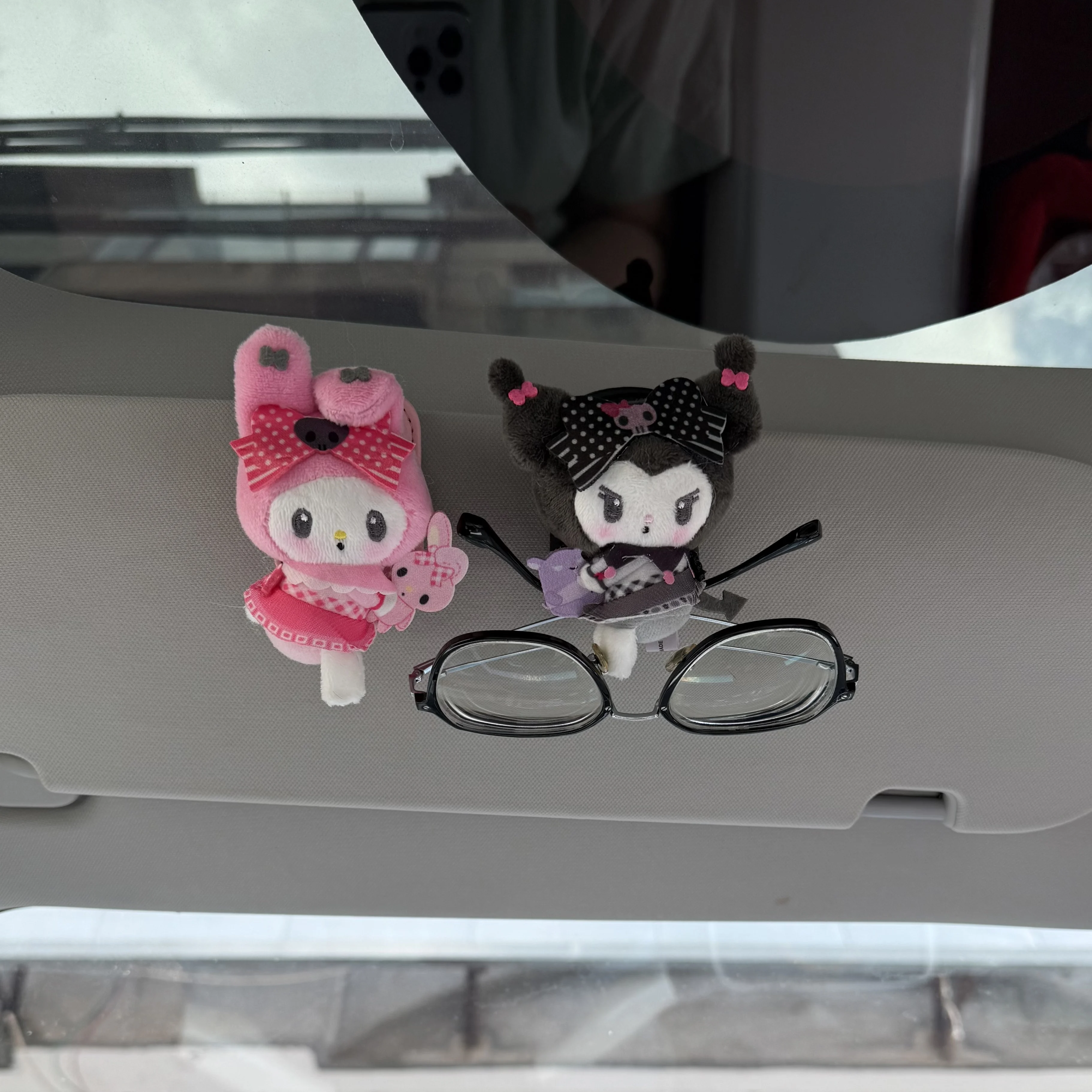 Melody Kuromi Car Glasses Clip Car Sunglasses Clip Sunglasses Storage Sunshade Glasses Placement Magnet