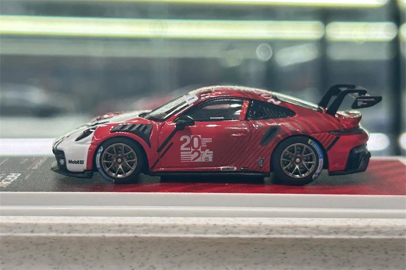 1:64 GT3 R Cup ARbox Carrera Cup 2026 Hero Car Black Red-White Diecast Collector's Vehicle Model Car