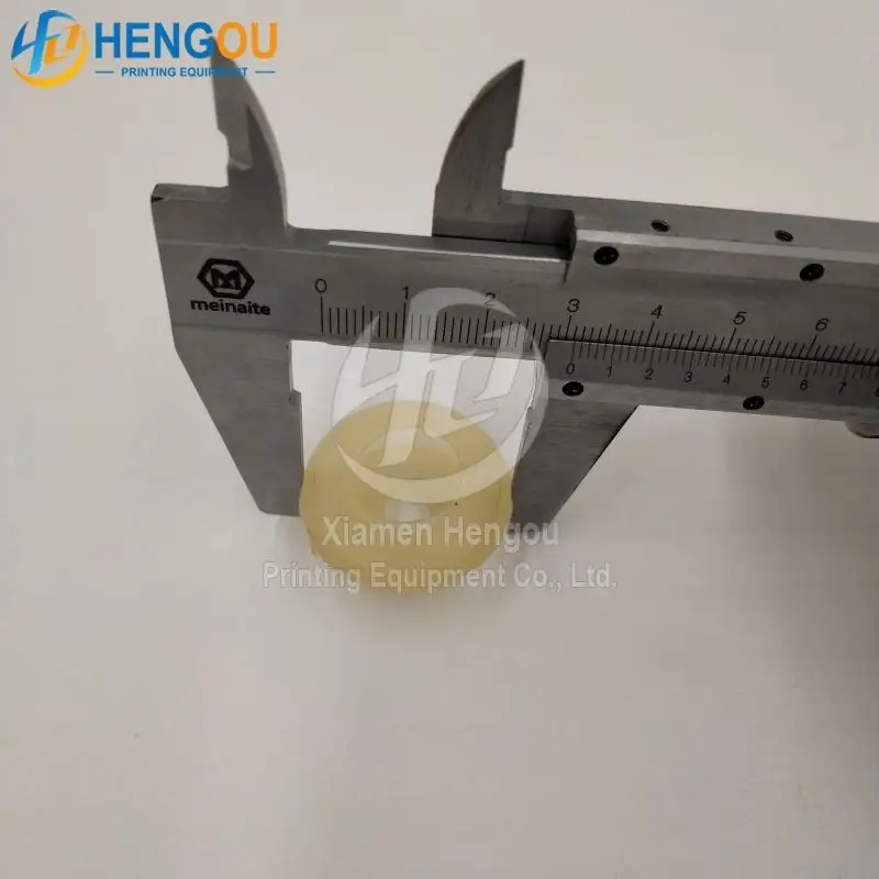 Ventouse en Caoutchouc à Pression Décalée Jaune, 32x7x16mm