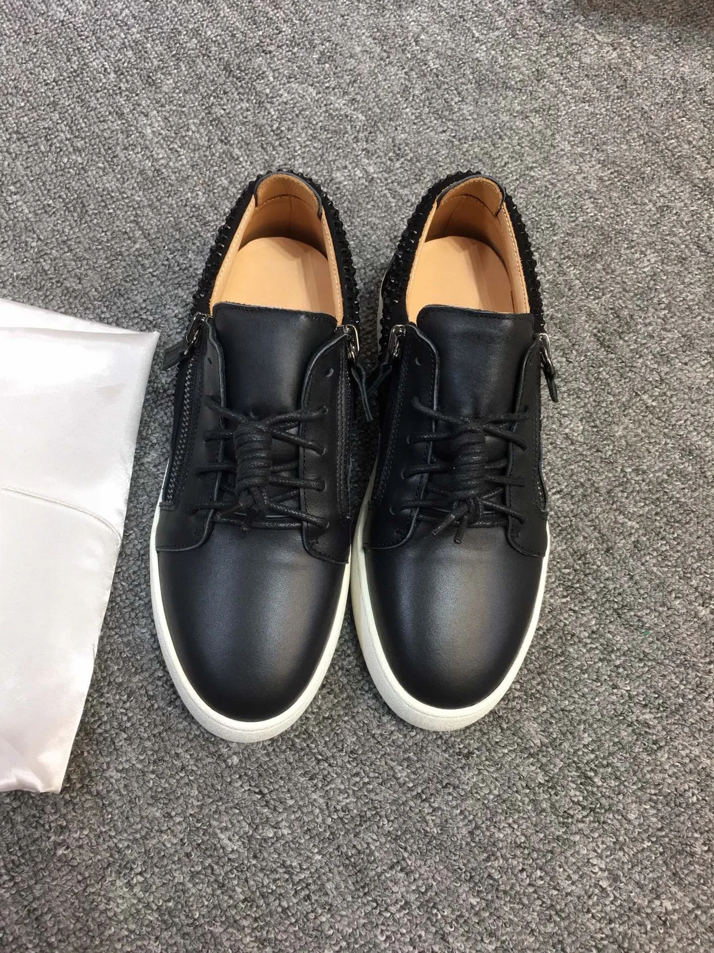 

Top Hight Quality Casual Sneakers For Men and Women Real Leather Brand Designer Unisex Tennis Shoes GZ Zipper Loafer Shoes G0006